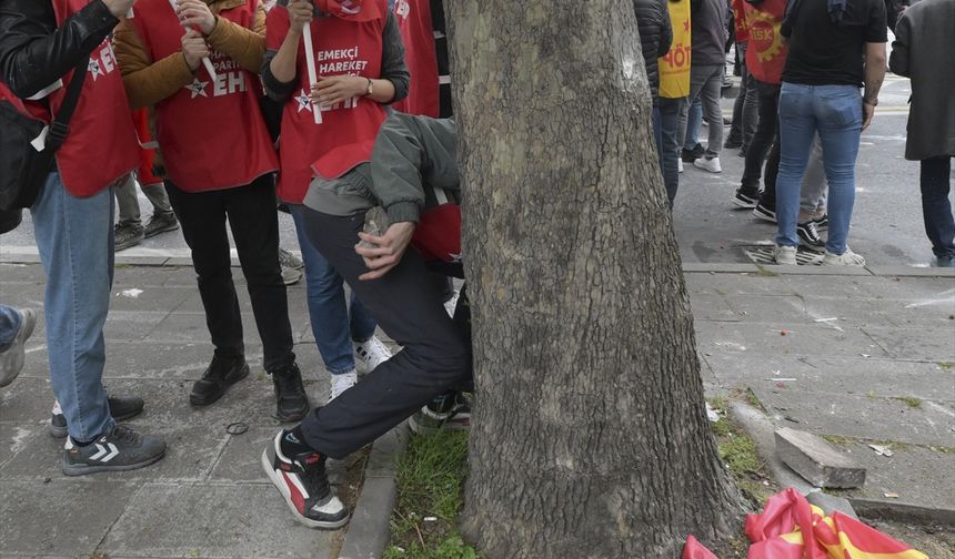 Ahmet Hakan'dan ‘1 Mayıs’ açıklaması: Gözaltına alınanlar polise kaldırım taşı fırlatanlar