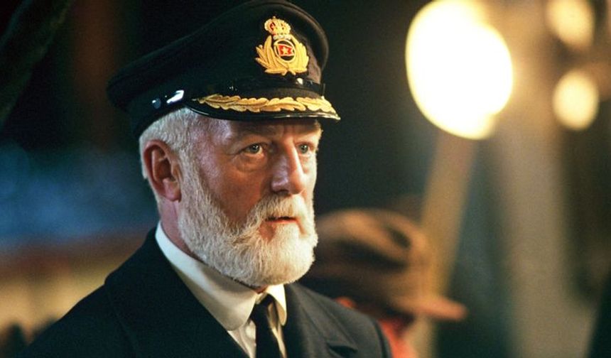 Yüzüklerin Efendisi ve Titanik filmlerinin İngiliz aktörü Bernard Hill öldü