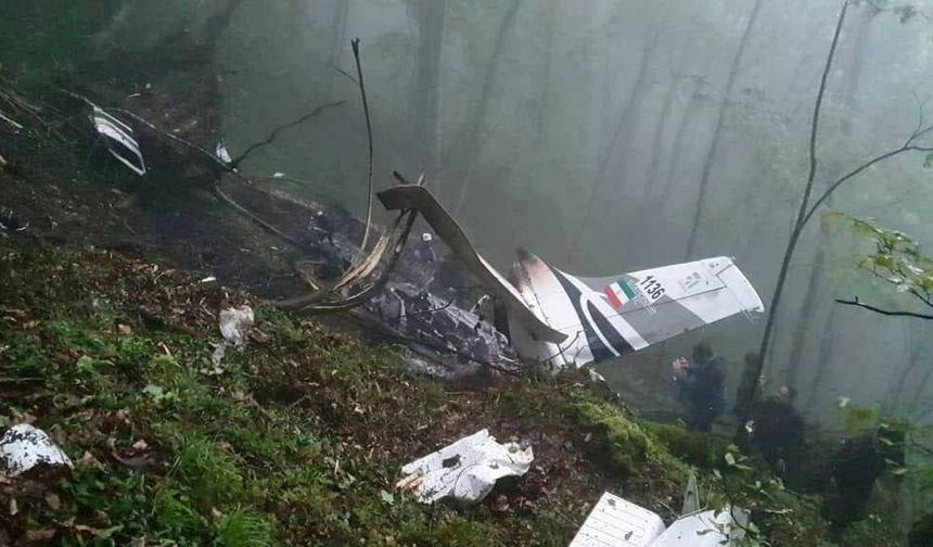 İran Kızılayı, Reisi’nin öldüğü helikopter kazasının görüntülerini paylaştı