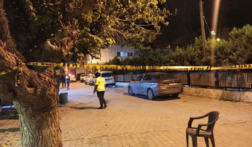 İzmir'de polis ekibine silahlı saldırı: 2'si ağır 3 yaralı