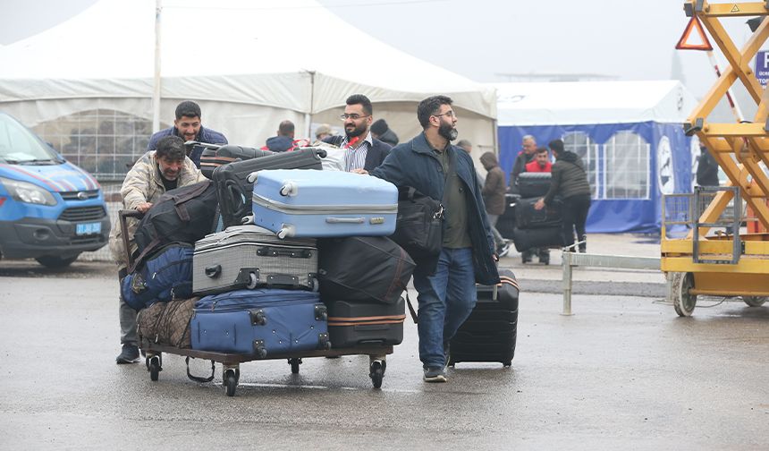 Bakanı Tekin yanıtladı: Bir yılda kaç Suriyeli öğrenci ülkesine döndü?