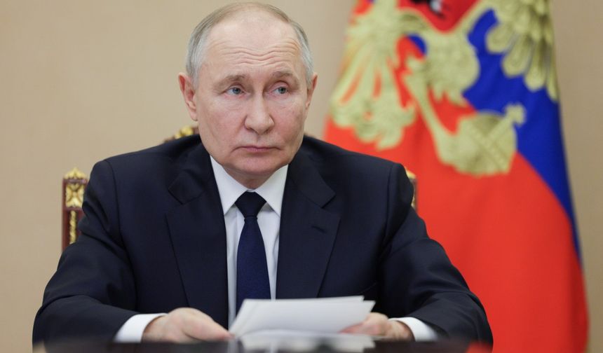 Putin: ABD'nin Grönland için ciddi planları var