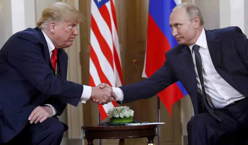 Trump ve Putin görüşmesi başladı
