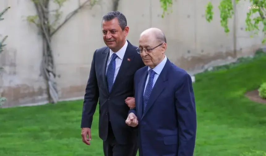 Özgür Özel, 10. Cumhurbaşkanı Ahmet Necdet Sezer'i ziyaret etti
