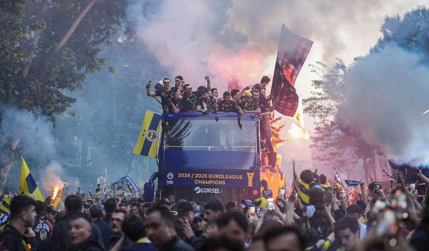 Fenerbahçe Beko, Bağdat caddesini bayram yerine çevirdi