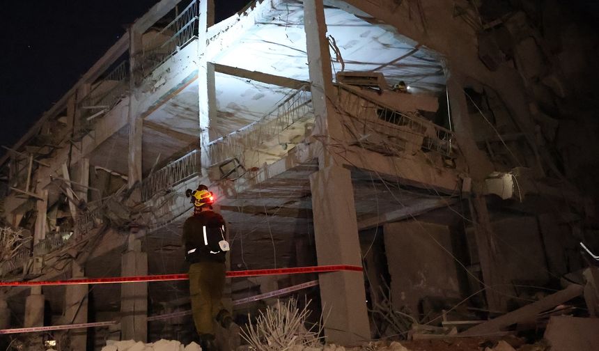 İran Medyası: Tahran’daki saldırıda 20’si çocuk 60 kişi öldü