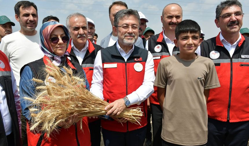 Bakan Yumaklı duyurdu: Çiftçilere destekleme ödemesi bugün yatırılıyor