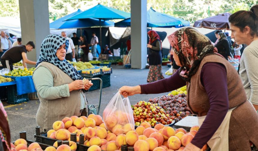 Bakan Şimşek’e pazardan tepki: ‘Enflasyon düştüyse gel sokağa bir gez bakalım’