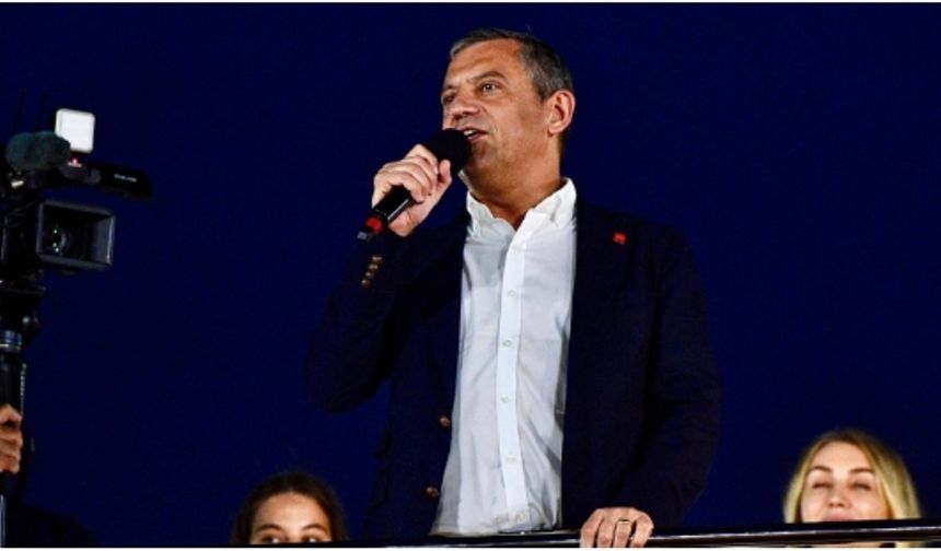 CHP lideri Özel, Devlet Bahçeli'ye seslendi: 'Gelin, bu çeteyi dağıtın'