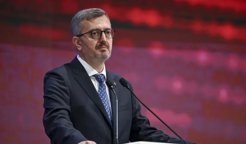 Burhanettin Duran: Dijital dünyayı bizim yönetmemiz gerekiyor