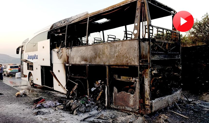 Gaziantep’te seyir halindeki otobüs yandı