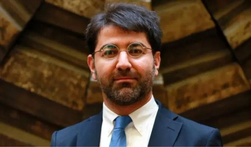 Emrah Şener kimdir?