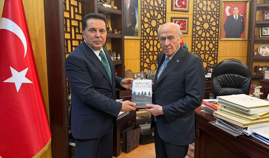 Ahmet Özer'den Bahçeli'ye ziyaret: CHP'ye yapılan kuşatmanın son bulmasını istedim