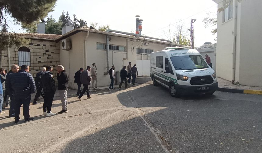 Tartıştığı eşini av tüfeği ile vurarak öldürdü