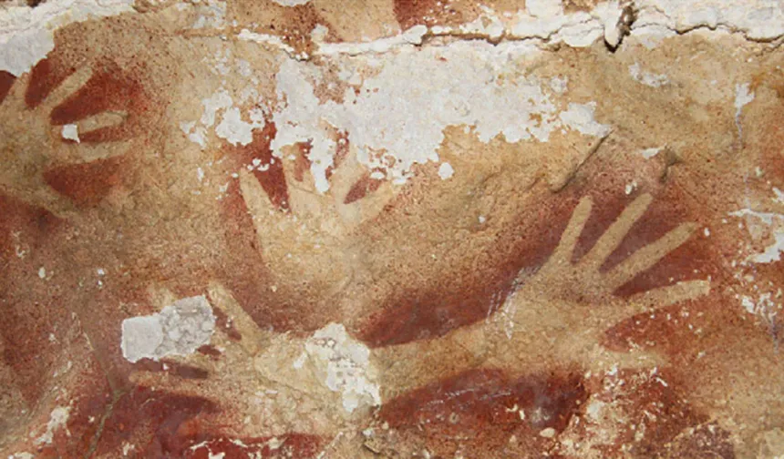 Dünyanın en eski mağara resmi Endonezya'da bulundu