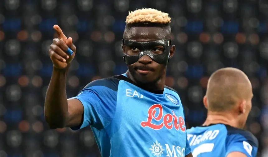 Napoli'den, Osimhen'in 'Bana köpek gibi davrandılar' sözlerine yanıt!