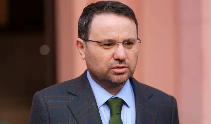 Gürlek’ten şehit polis için taziye mesajı