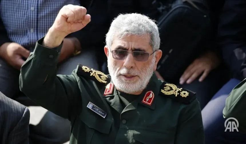 'Ajan mı' tartışması: Herkes ölüyor, o kurtuluyor!