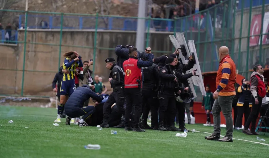 Fenerbahçe TV'ye saldırı; kulüpten açıklama!