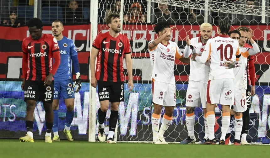 Günün spor manşetleri: ‘Asist Fener'den gol Galatasaray'dan!'