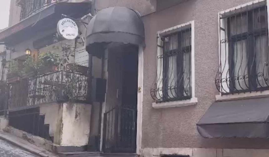 İstanbul'da apartta kalan 3 turist zehirlendi, işletmenin kapısına kilit vuruldu
