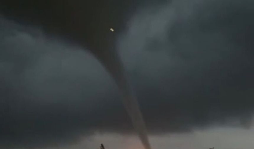 Mardin'de sağanak öncesi hortum çıktı