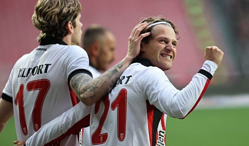 Günün spor manşetleri: ‘Kartal'ı füzeyle vurdular!'