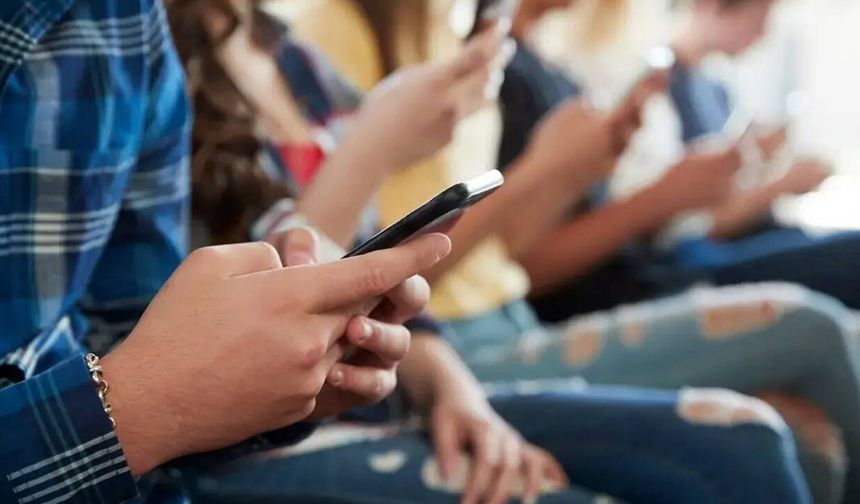 Uzmanlar uyardı: Dokunduktan sonra ellerinizi yıkamanız gereken 3 günlük eşya!