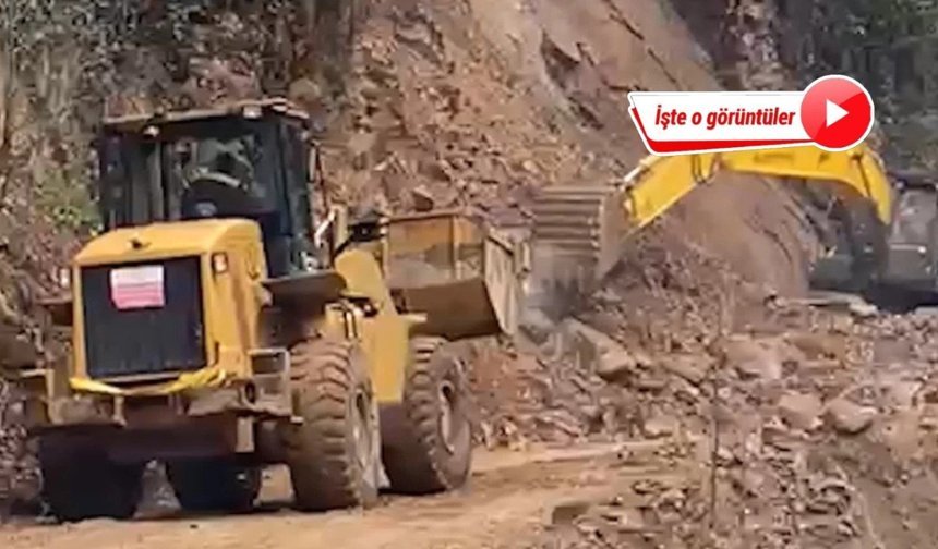 Rize’de heyelan: İş makinesi operatörü son anda kurtuldu