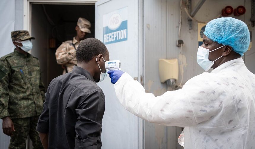 DSÖ'den Ebola salgını açıklaması: 750 şüpheli vaka ile 177 şüpheli ölüm bulunuyor