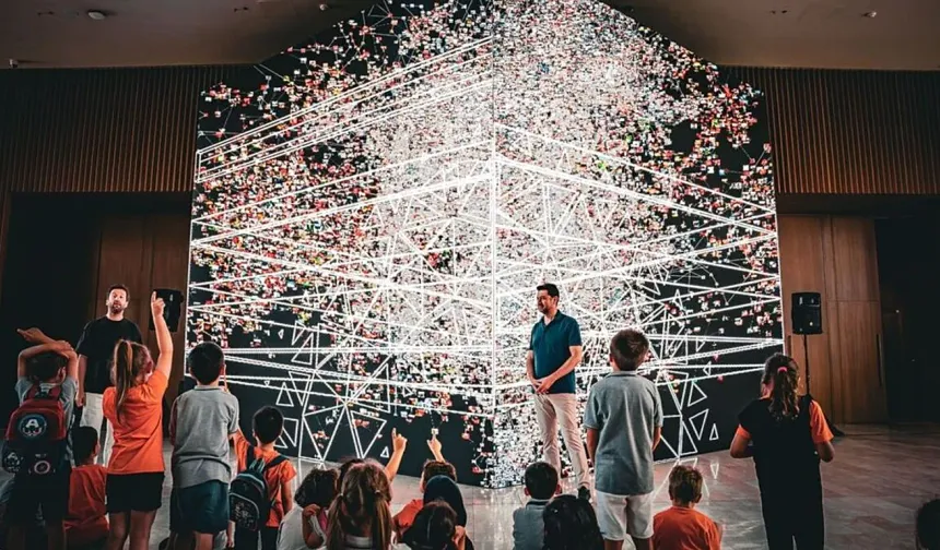 6. İstanbul Dijital Sanat Festivali AKM’de başlıyor
