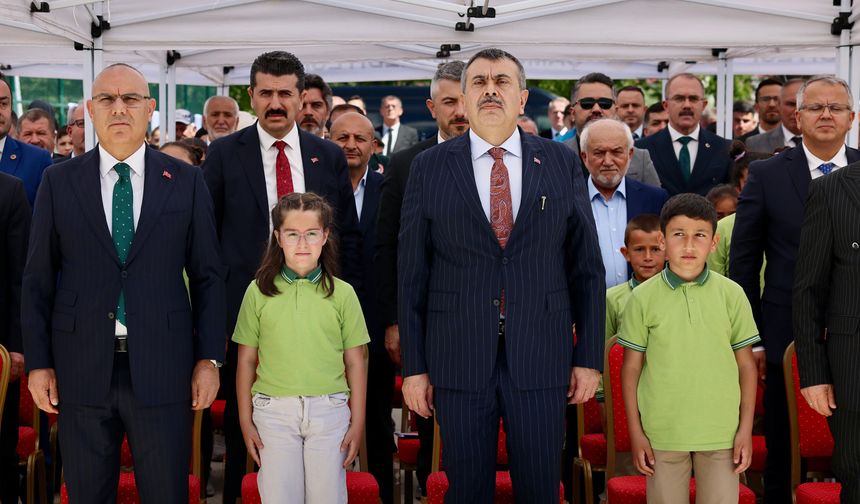 Bakan Tekin: Eğitimde yaptıklarımız devrim kabul ediliyor