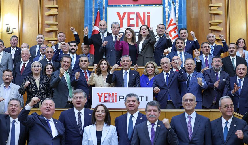 ‘Çerçeve yasa’ çatlağının ardından: Yeni Partili vekillerden Özel’e destek açıklaması