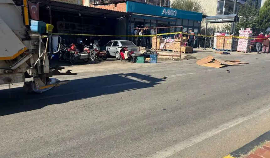 Çöp kamyonunun altında kalan hurda toplayıcısı hayatını kaybetti