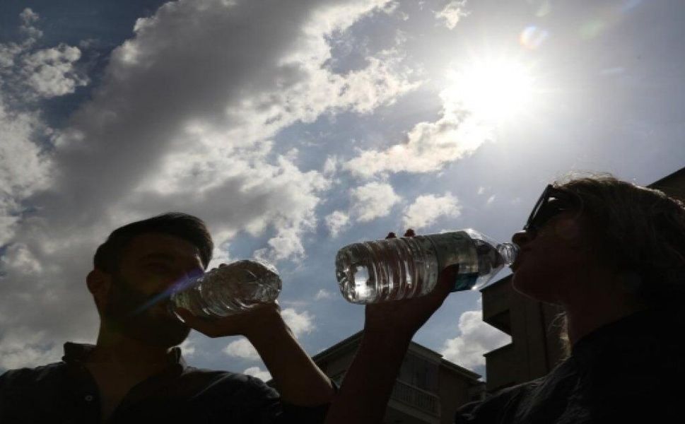 Meteoroloji'den sağanak ve sıcak hava uyarısı
