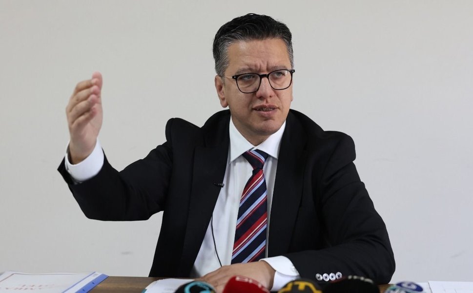 Halfeti Belediyesi'ne operasyon: Eski başkan gözaltına alındı