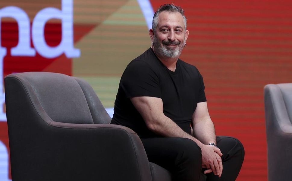 Kalp krizi geçiren Cem Yılmaz'ın sağlık durumu hakkında hastaneden yeni açıklama