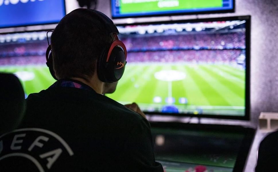 Fenerbahçe - Beşiktaş derbisinin VAR hakemi belli oldu!