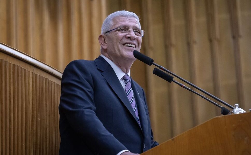 Müsavat Dervişoğlu'ndan Mehmet Uçum'un seçim tarihi önerisine yanıt