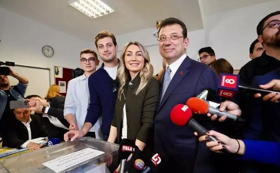 Ekrem İmamoğlu’nun oğlu Selim İmamoğlu dahil 18 ismin hesaplarına el konuldu