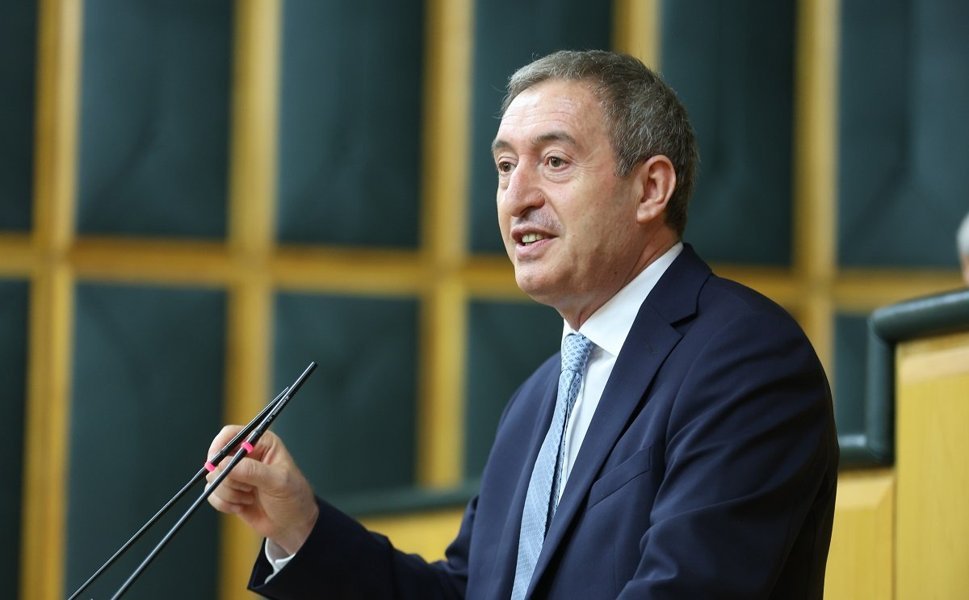 Tuncer Bakırhan: Eğitim sistemine bakın, enkaz kelimesi bile hafif kalır