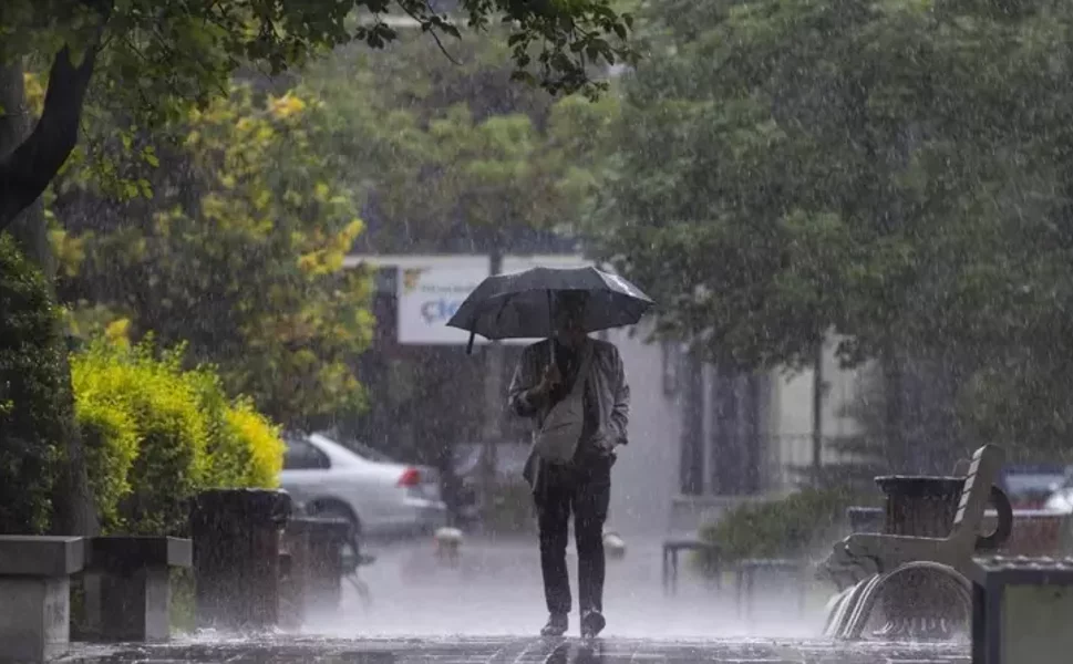 AKOM saat verdi: İstanbul için sağanak yağış uyarısı!