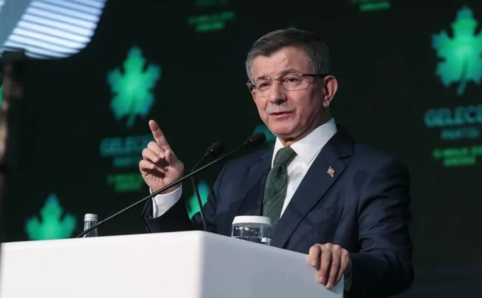 Gelecek Partisi siyasi faaliyetlerini sonlandırdı!