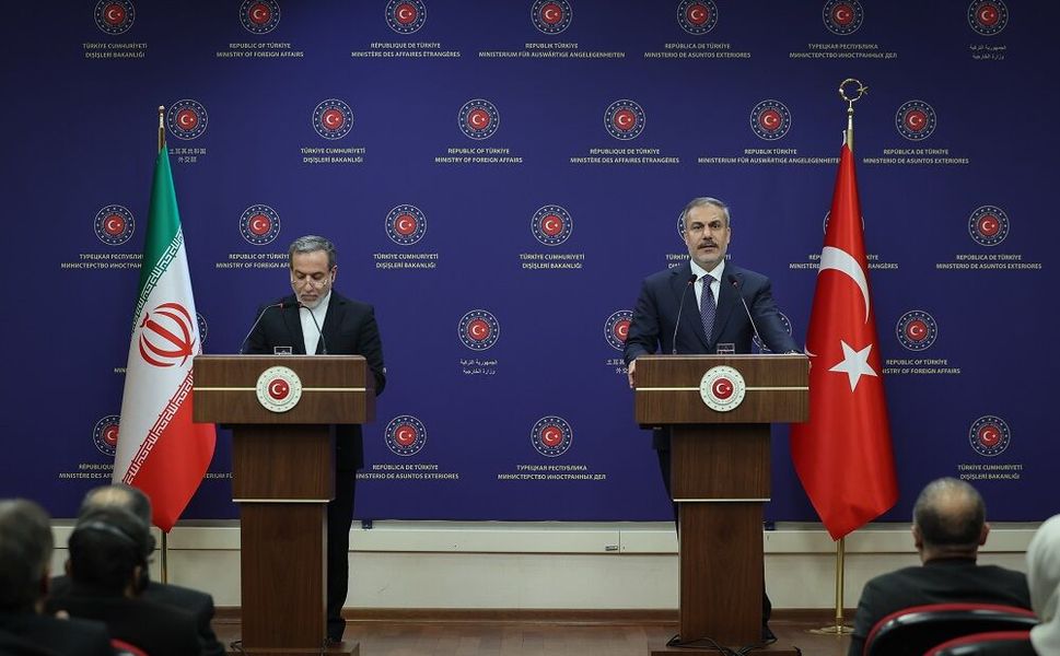 Hakan Fidan İran dahil 7 ülkenin Dışişleri Bakanlarıyla görüştü