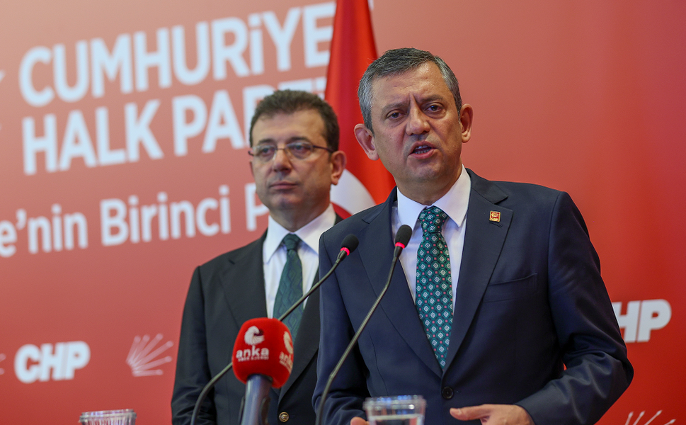 Özgür Özel duyurdu: Ekrem İmamoğlu hakkında yeni dava!