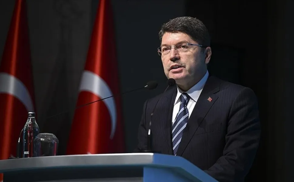 Adalet Bakanlığı görevinden alınan Yılmaz Tunç'tan açıklama