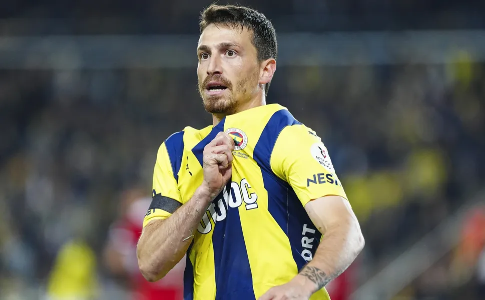 Fenerbahçe Mert Hakan Yandaş'ın sözleşmesini uzattı