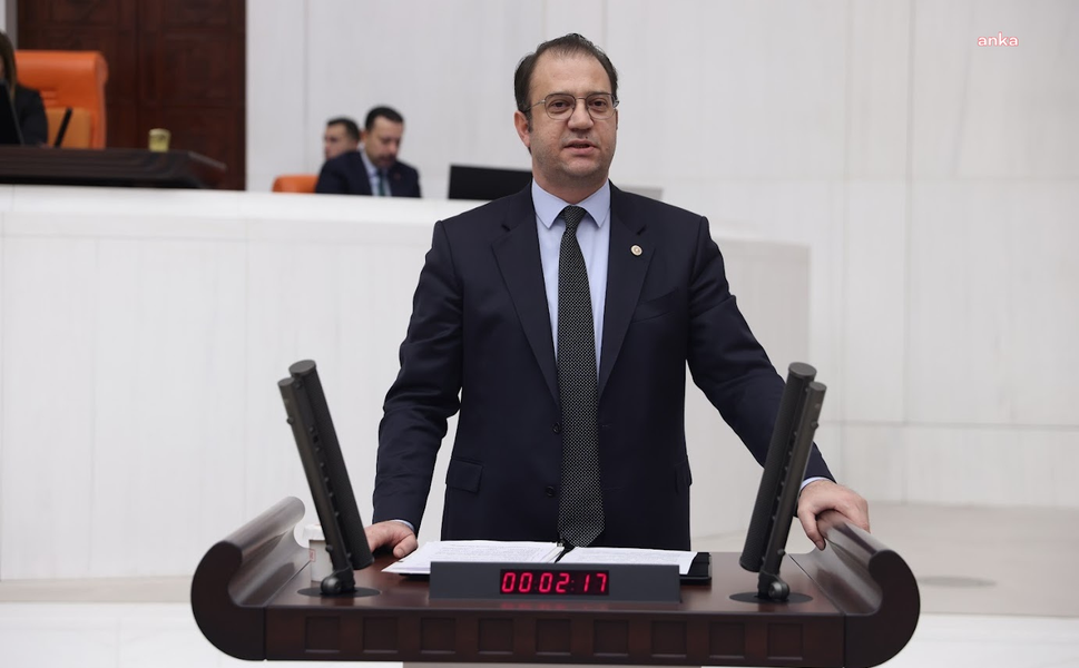 CHP’li İnan Akgün Alp: Jandarma personeli, polis kıyafetiyle kuyumcu aracı gasp etti