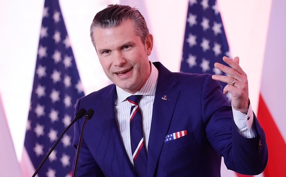 ABD Savunma Bakanı Hegseth: Bu bir rejim değişikliği savaşı değil ama rejim değişti