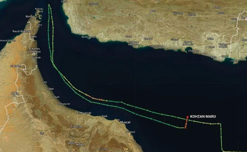 İran duyurdu: Hürmüz Boğazı açıldı!